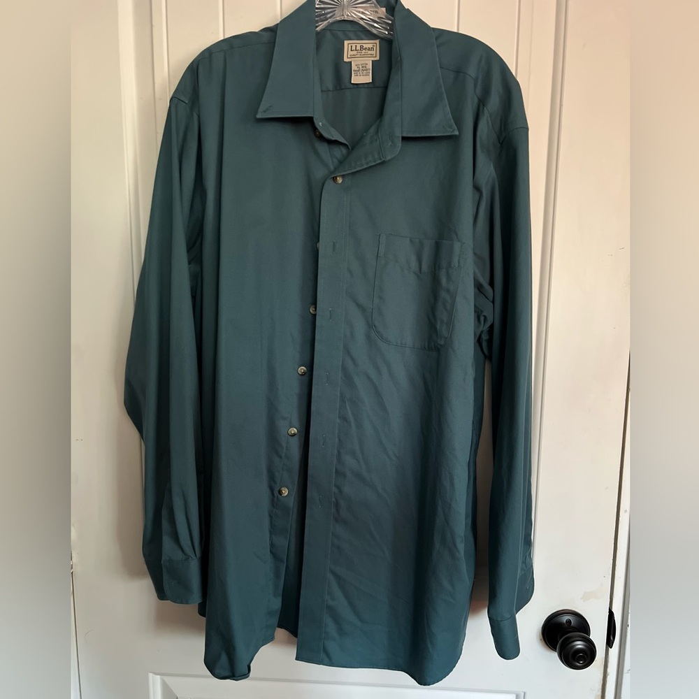 Three Men’s L.L. Bean Button Down Wrinkle Free Shirts XL Blue, Orange, Green